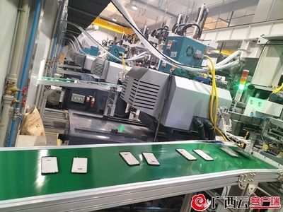 桂林领益智造厂房首批外围设备成功下线